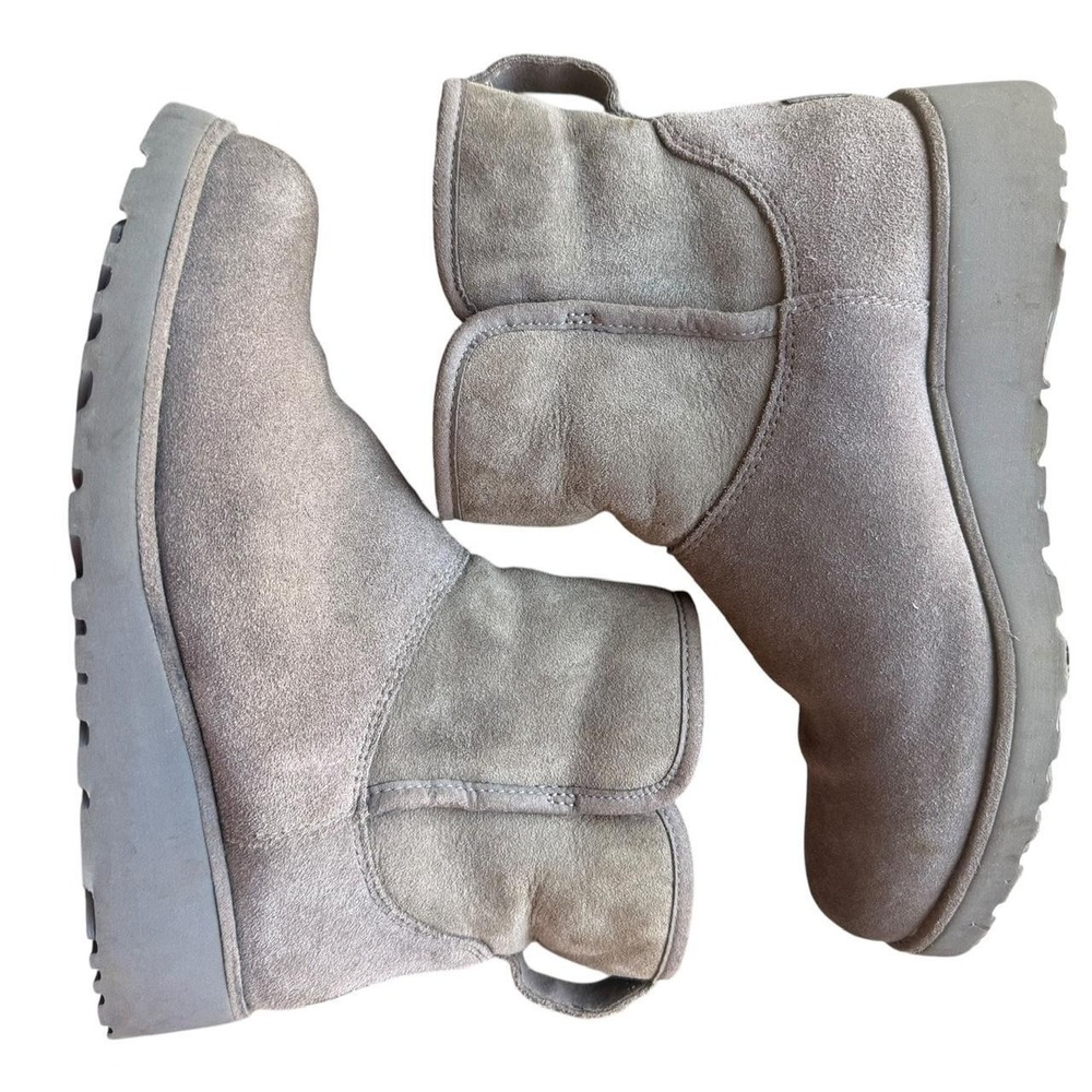 UGG Bailey Button Boots in gray & brown
